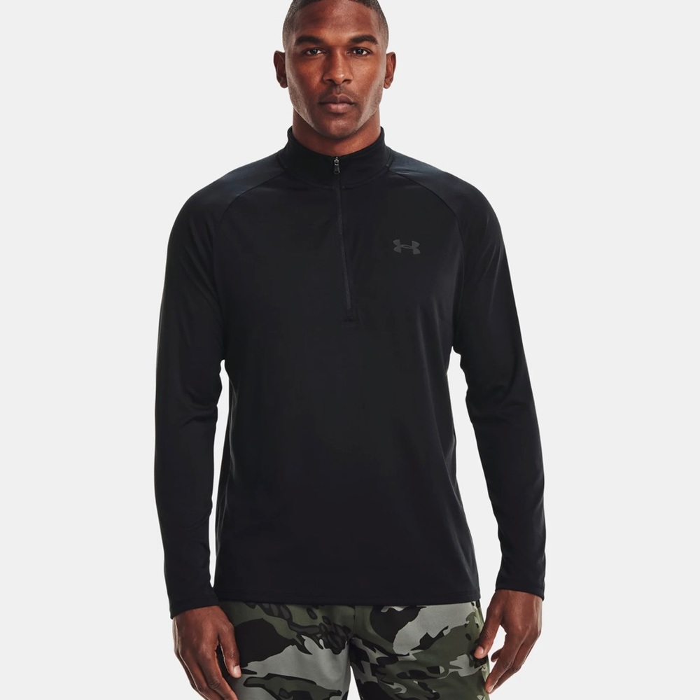 UNDER AEMOUR Men's MediumTech™ ½ Zip Long Sleeve